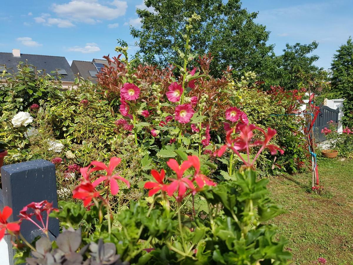 Couëron La Tremiere Bed & Breakfast エクステリア 写真